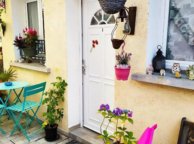 Les Coquelicots Отель